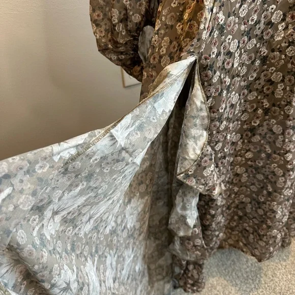 JOYFOLIE Mia Joy Isabella Dress In Olive Floral - Picture 8 of 16